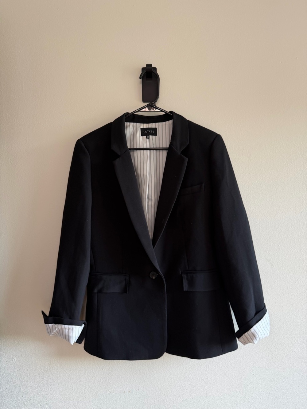 1. STATE Women’s Black Single-Button Notch Lapel Blazer size 12